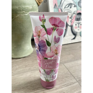 Bath and Body works  SWEET PEA Ultra Shea Body Cream Moisturizer 8 Fl oz